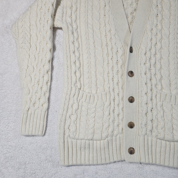 Brandy Melville Wool Cable Cardigan Size M - Picture 3 of 11